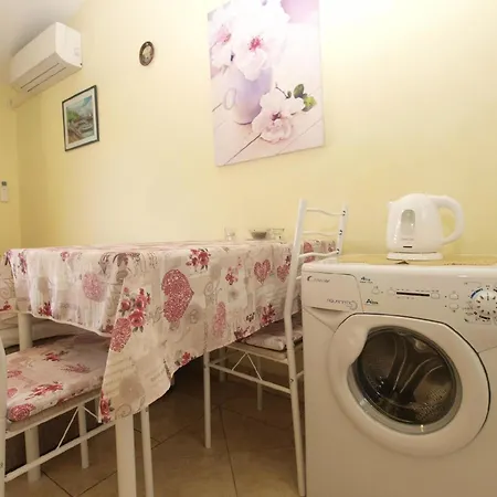 Apartment Fuer 2 Personen Ca 20 Qm In Pula, Istrien Istrische Riviera Pula
