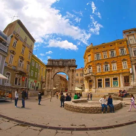 Fuer 2 Personen Ca 20 Qm In Pula, Istrien Istrische Riviera * Pula